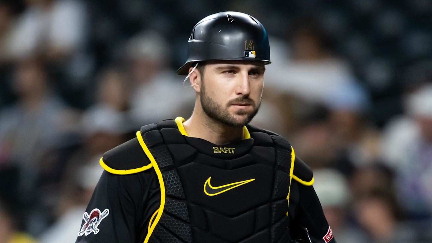 Pirates Catcher Involved in Recent Trade Talks With Astros