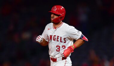 Los Angeles Angels right fielder Chris Taylor