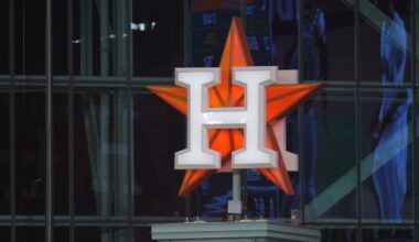 One Veteran Outfielder the Astros Should Sign Before Opening Day