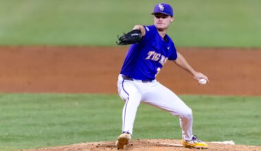 Mariners' young lefty-righty pitching combo shines in Spring Training side session
