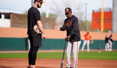 SF Giants' Ron Washington back to coaching after quadruple bypass
