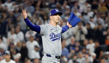 Padres sign Walker Buehler to minor league contract