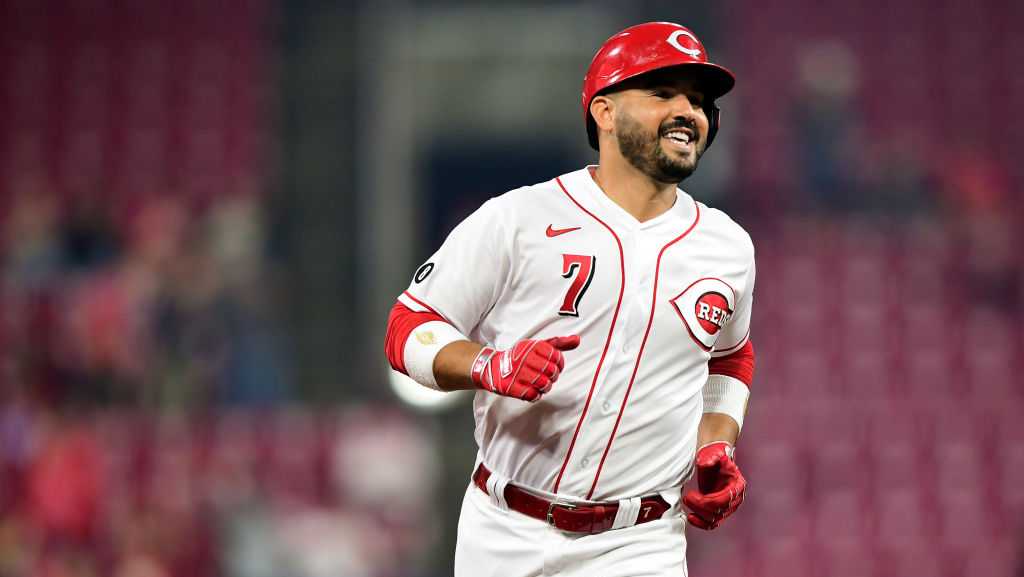 Former Reds player Eugenio Suárez, a top home run hitter, set to return to Cincinnati