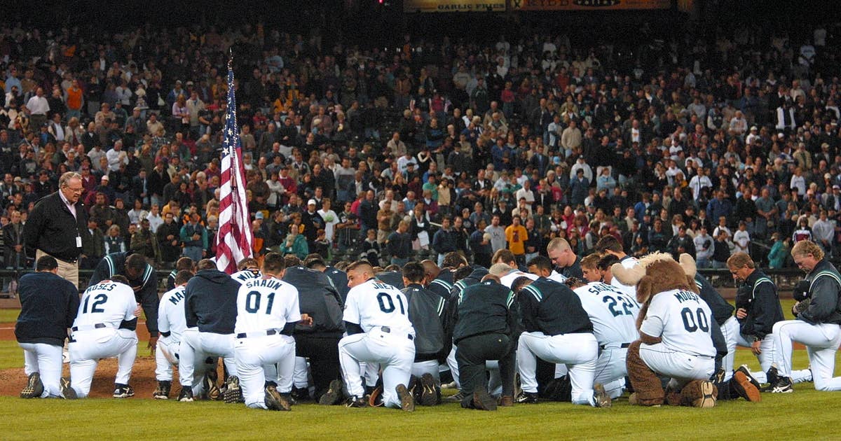 New statue will commemorate 2001 Mariners team