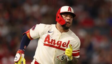 Third baseman Yoán Moncada finalizes $4 million, 1-year deal to stay with Los Angeles Angels