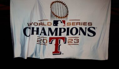 Braves Add Ex-Rangers World Series Champion Catcher: Report