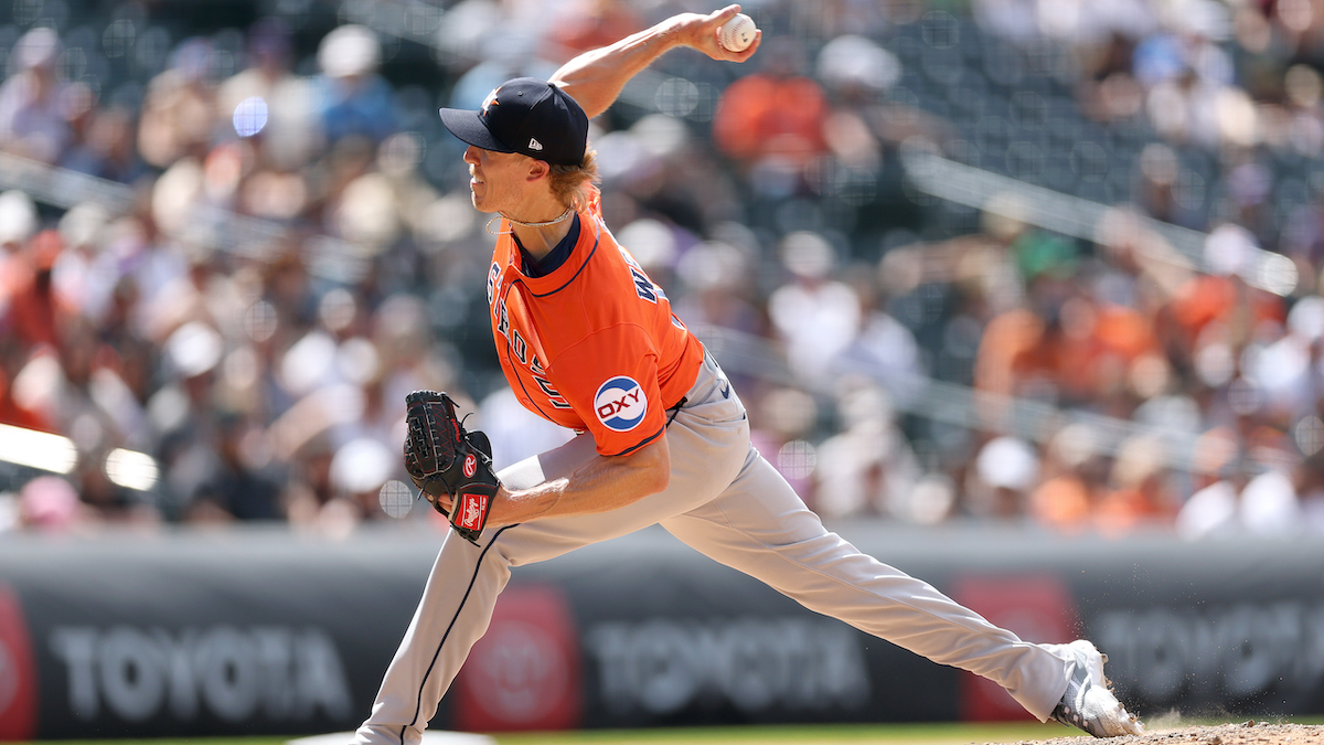 Dodgers Sign Ex-Astros Righty in Last-Minute Bullpen Move