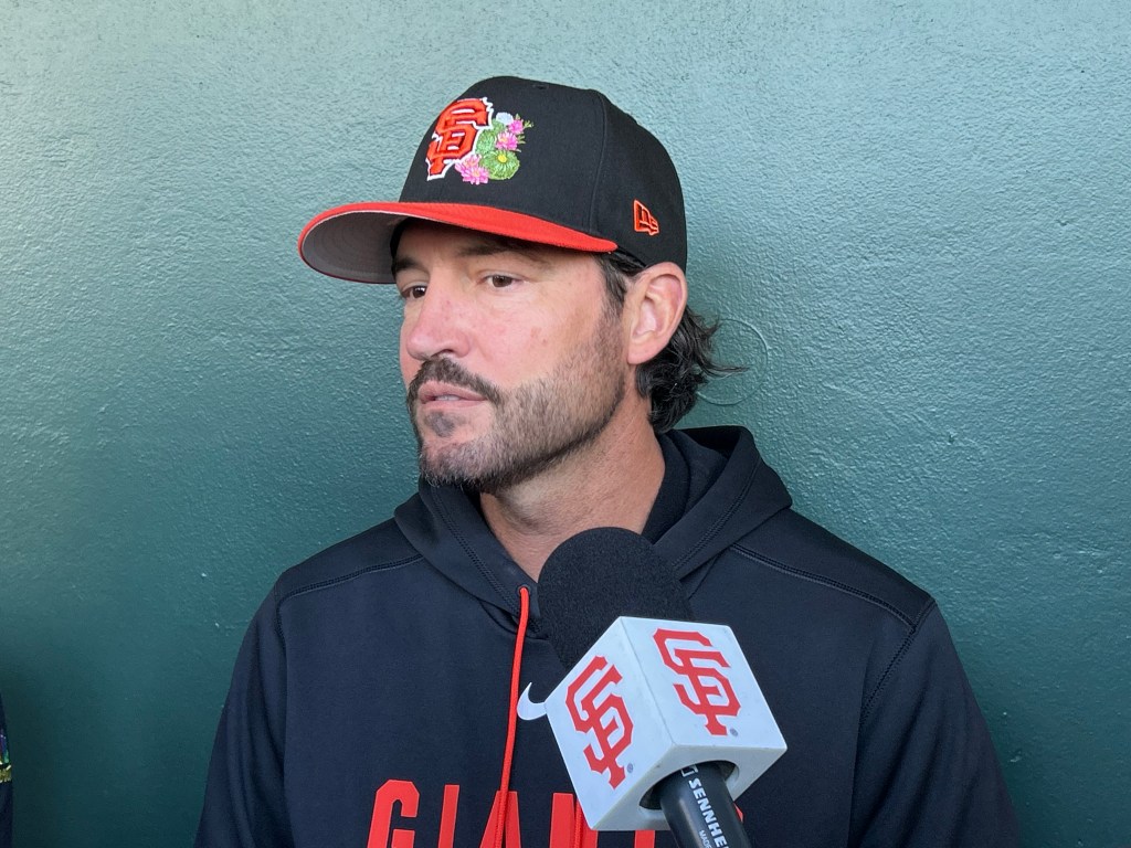 SF Giants' Tony Vitello officially begins first MLB spring training