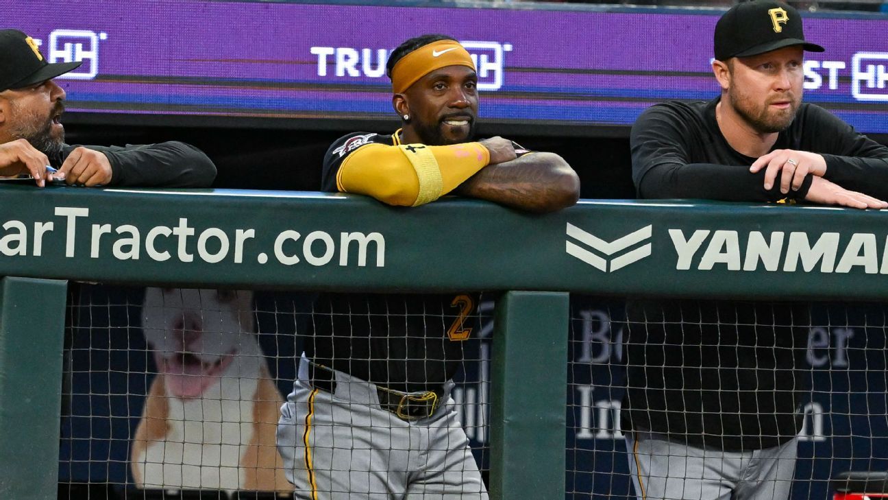 GM Cherington: Pirates 'will never shut the door' on McCutchen