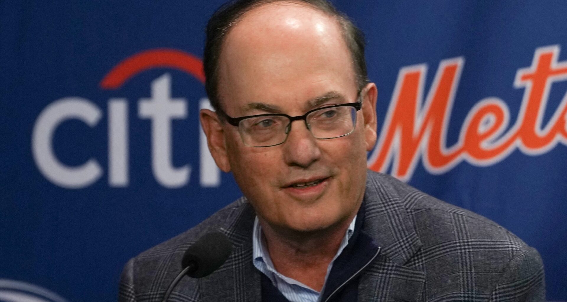 Mets Acquire Relief Pitcher Depth in Trade With White Sox