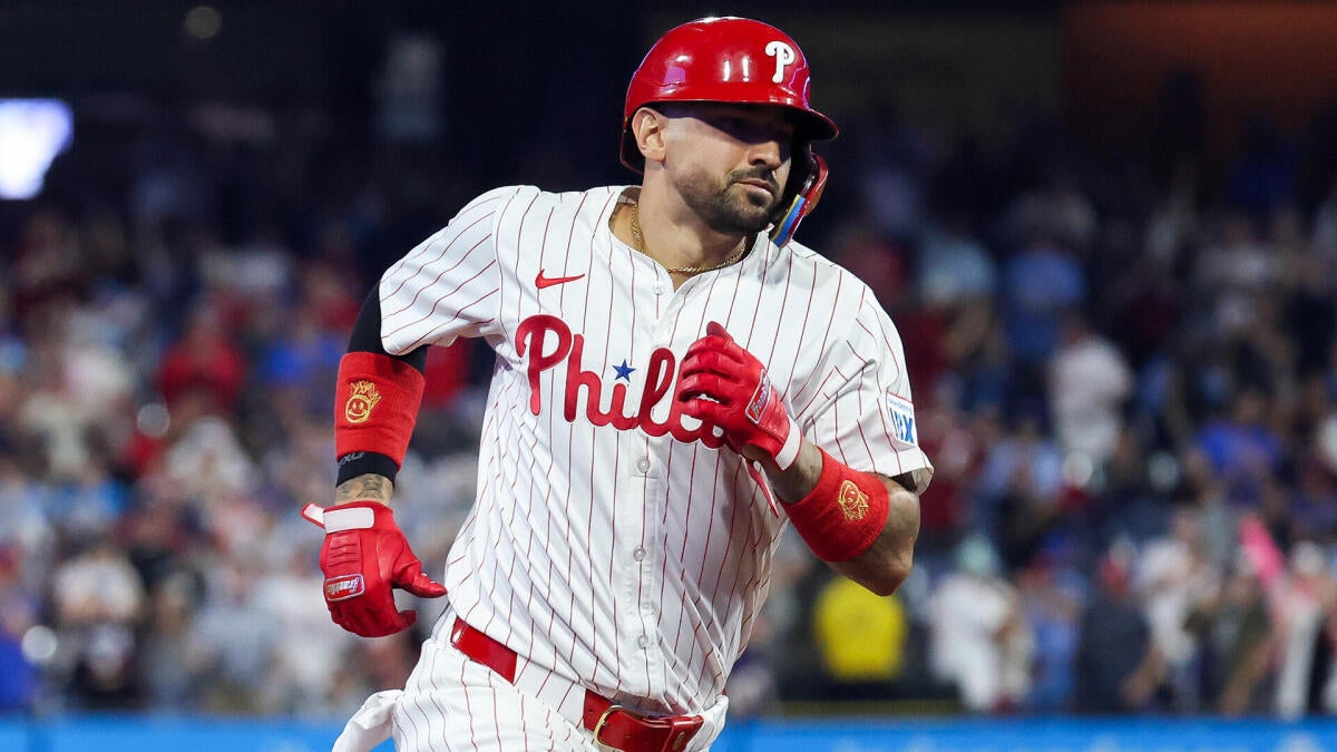 Nick Castellanos, Padres agree on one-year deal, per reports