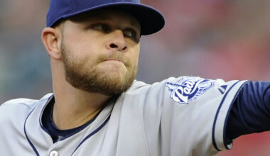 Blue Jays Give 1 More Chance to Reliever Who Missed 3 Seasons