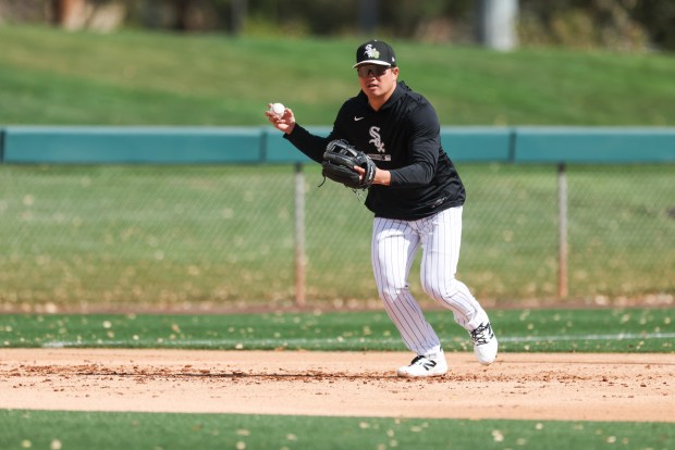 Chicago White Sox infielder Munetaka Murakami fields a ball during spring training at Camelback Ranch in Glendale, Ariz., on Tuesday, Feb. 17, 2026. (Eileen T. Meslar/Chicago Tribune)