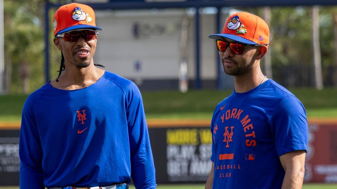 Mets infielders, learning new positions, try a HORSE of different color