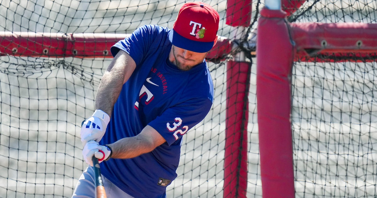 Rangers’ Evan Carter bringing new approach to staying healthy for 2026 season