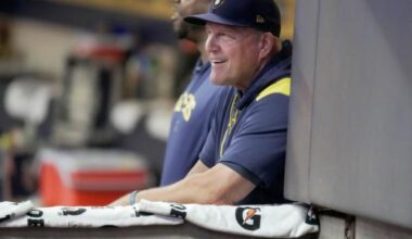 Brewers extend contract of manager Pat Murphy through 2028
