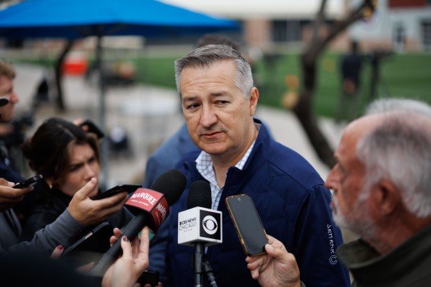Cubs Chairman Tom Ricketts talks with reporters during the Cubs' first full-squad workout of spring training on Feb. 16, 2026, at Sloan Park in Mesa, Ariz. (Armando L. Sanchez/Chicago Tribune)