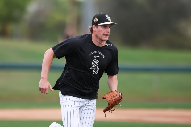 White Sox pitcher Jonathan Cannon does a drill during spring training at Camelback Ranch on Monday, Feb. 16, 2026, in Glendale, Ariz. (Eileen T. Meslar/Chicago Tribune)