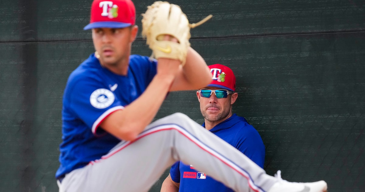 New Rangers SP is ‘learning from some of the best’ next to deGrom, Eovaldi
