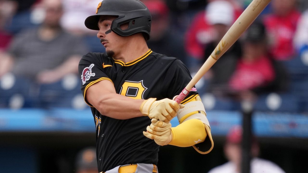 Pirates prospect Konnor Griffin goes deep twice, including a shot off Red Sox newcomer Ranger Suarez