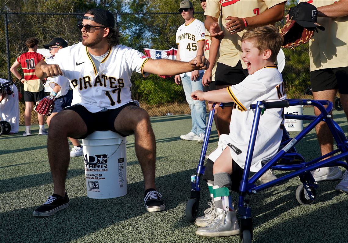 Pirates players, coaches participate in annual Miracle League event