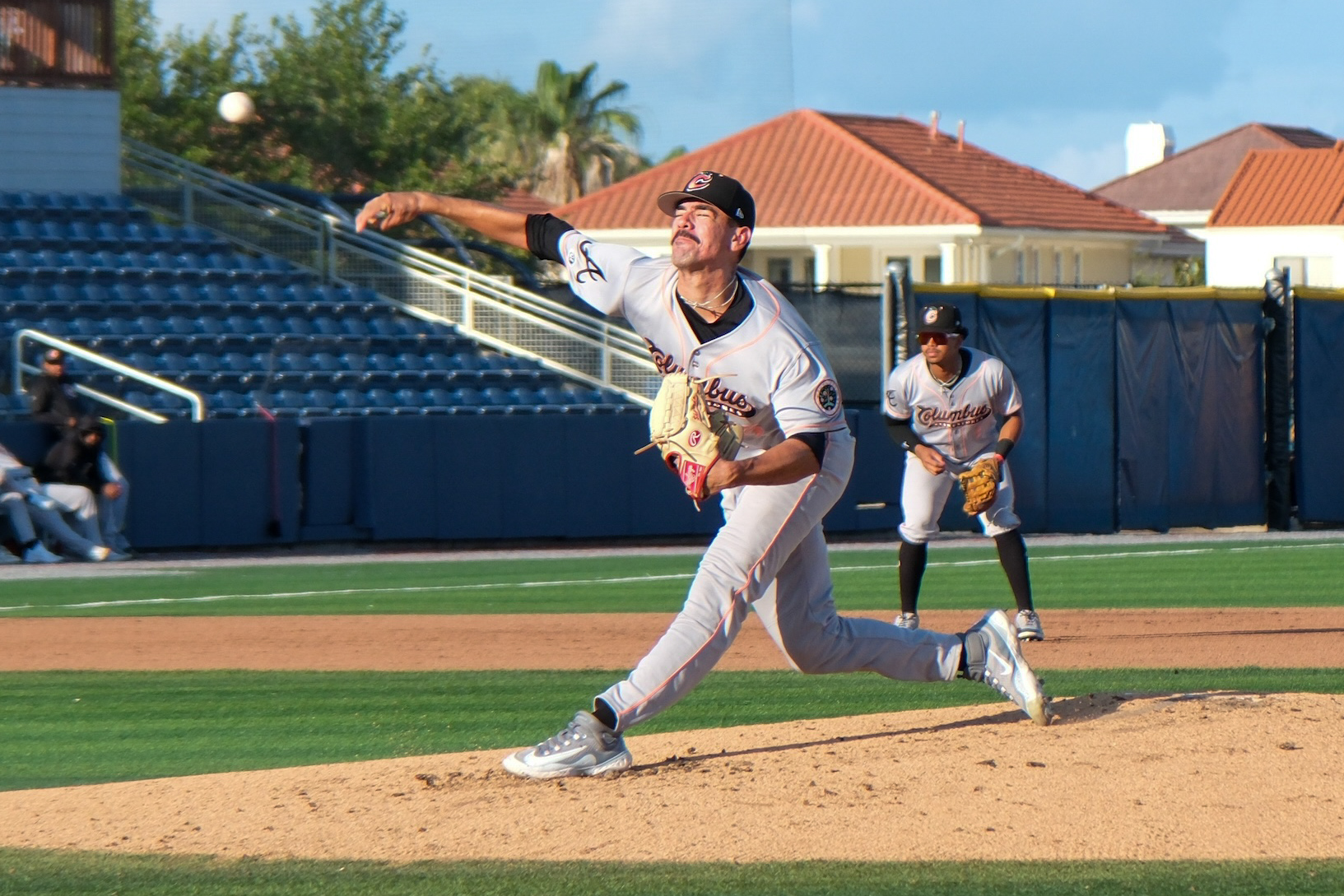 Columbus Clingstones v. Pensacola Blue Wahoos