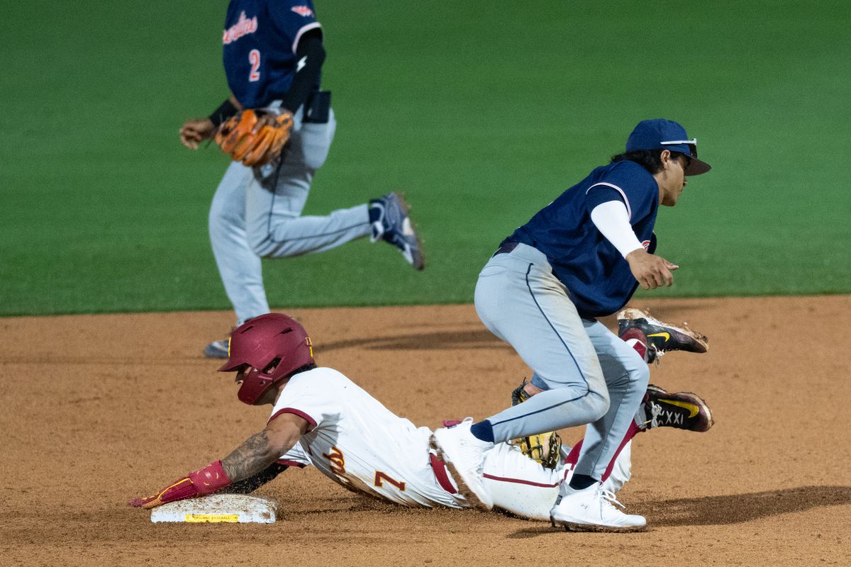USC Trojan infielder Abbrie Covarrubias (7) is tagged out during an NCAA Men's baseball game between the USC Trojans and Pepperdine Wave Friday February 13,2026 at Dedeaux Field in Los Angeles Calif USC Trojan infielder Abbrie Covarrubias (7) is tagged out during an NCAA Men's baseball game between the USC Trojans and Pepperdine Wave Friday February 13,2026 at Dedeaux Field in Los Angeles Calif