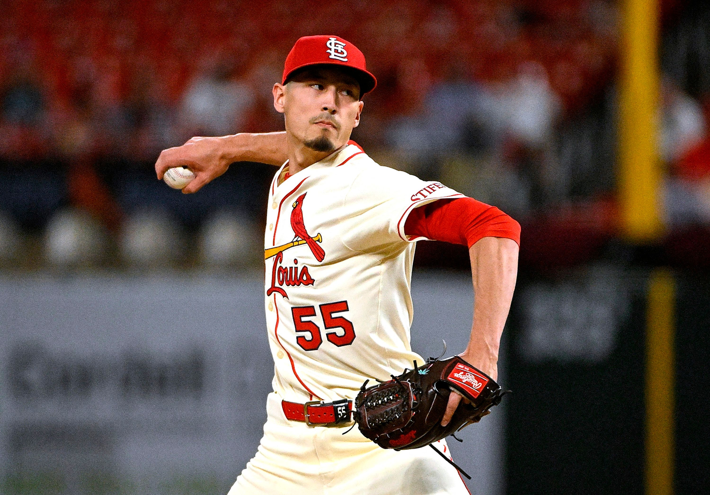 Riley O'Brien of the St. Louis Cardinals pitches against the San Francisco Giants during the clubs' MLB regular-season game at Busch Stadium in St. Louis in this Getty Images file photo from Oct. 8, 2025. [AFP/YONHAP]