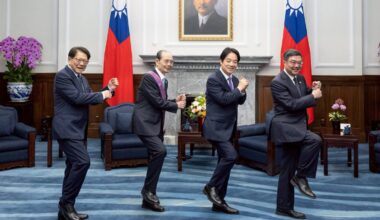 Taiwan president honors Japanese baseball legend Sadaharu Oh