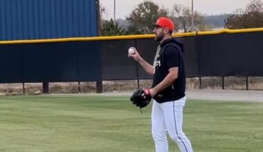 Justin Verlander, back in that Olde English D. ❤️ JV and the Detroit Tigers warmed up on the first day of spring training Wednesday, Feb. 11, 2026 in Lakeland, Florida. Few things this time of year sound as good as the pop of the mitt. ⚾️ 📹 Video by Evan Petzold, DFP. #detroittigers #tigers #baseball @tigers