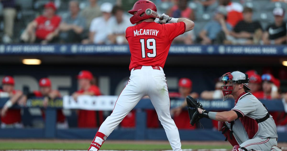 Two former Georgia baseball players sign pro contracts | Georgia Sports