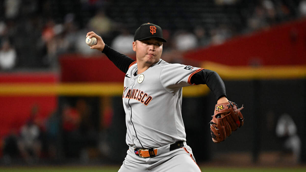 Astros Get RHP Kai-Wei Teng in Giants Deal | SportsTalk 790