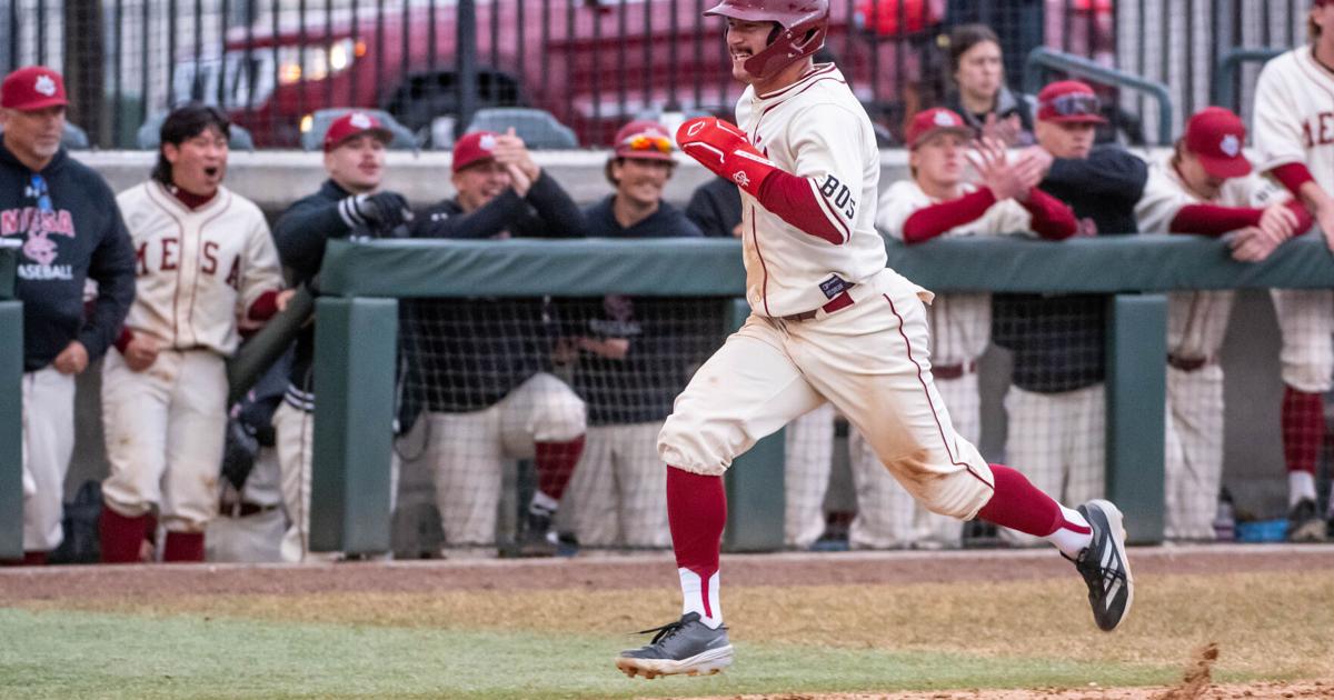 Ninth-ranked CMU picks up ranked win at home | Sports