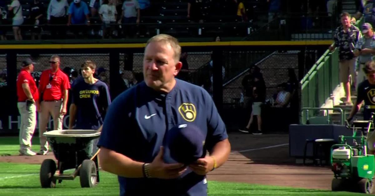 Pat Murphy pens three-year contract extension with Brewers | News