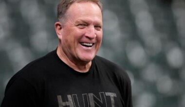 Milwaukee's Pat Murphy agrees to extension after managing Brewers to 2 straight division titles | National