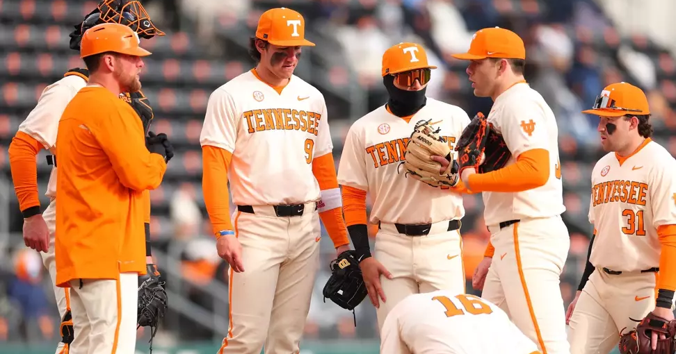 #13 Tennessee Volunteers drop weekend series to Kent State, losing 9-5 in series finale | Local Sports