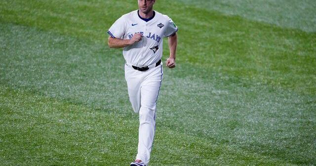 Max Scherzer and Toronto Blue Jays agree to $3 million, 1-year deal, AP source says | National Sports