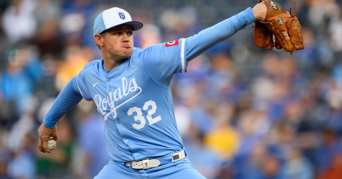Royals rotation candidate Stephen Kolek sidelined by left oblique strain | National Sports