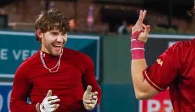 Cougars win on walk-off hit