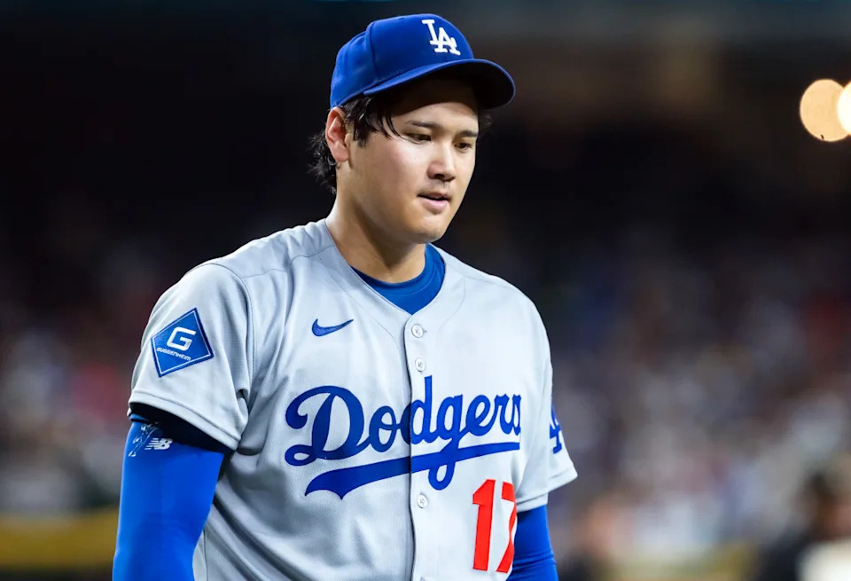 Los Angeles Dodgers pitcher/designated hitter Shohei Ohtani (17)© Mark J. Rebilas-Imagn Images
