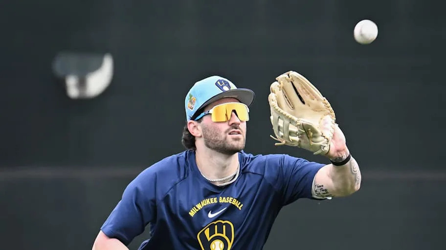 Milwaukee Brewers outfielder Garrett Mitchel