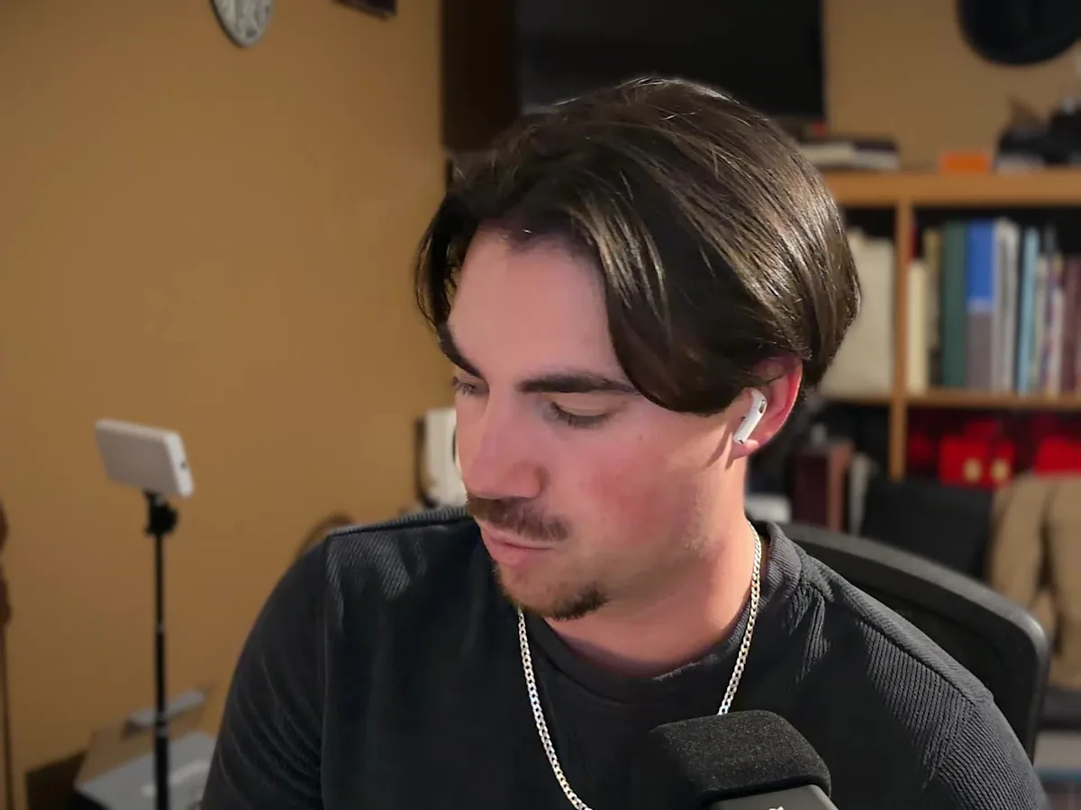 Cincinnati Reds Legend Joey Votto Shares Touching Message Ahead of NBC Debut