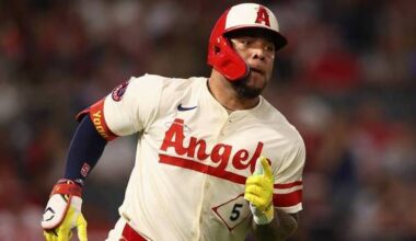 Third baseman Yoán Moncada finalizes $4 million, 1-year deal to stay with Los Angeles Angels