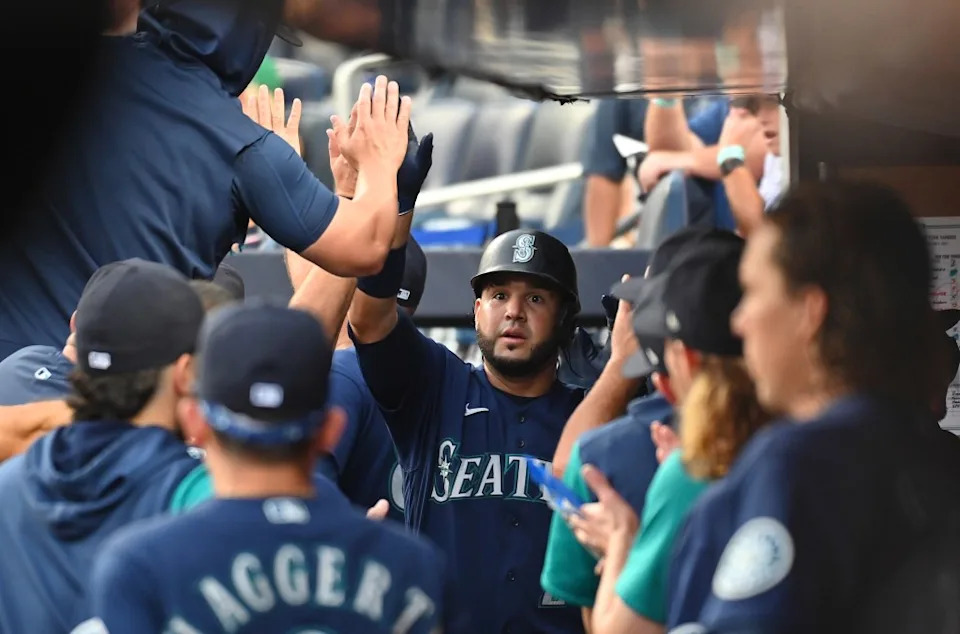 Seattle Mariners third baseman Eugenio Suarez (28) comes home on his two-run home run during the first inning when the Yankees played the Seattle Mariners. for the NY POST
