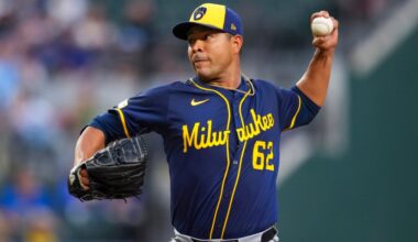 Rockies to sign veteran LHP Jose Quintana, according to report