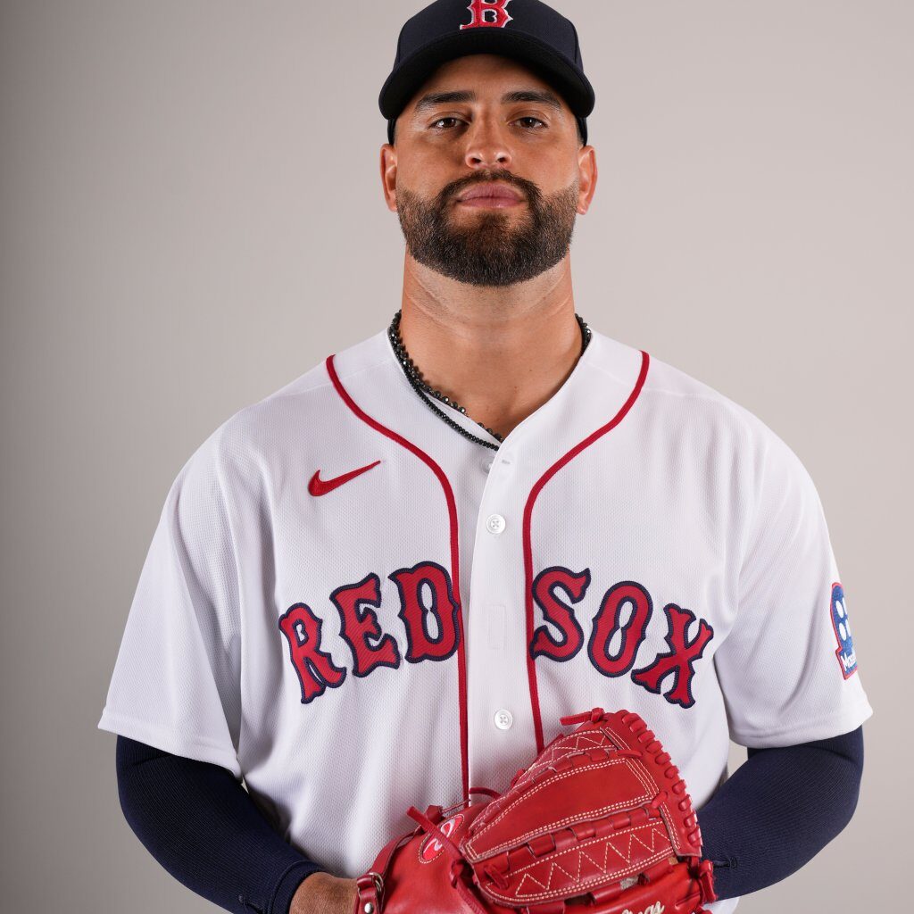 Red Sox announce plans to adjust off-looking home white jerseys