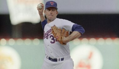 Texas Ranger veteran Nolan Ryan bites down as he fires one of his 35 pitches to the plate on Tuesday night, July 12, 1989 en route to an American League win in the 60th All-Star Game from Anaheim Stadium. AP Photo/Eric Risberg)