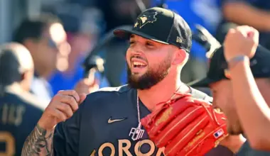 MLB analyst puts the spotlight on Alek Manoah in the Angels rotation  image