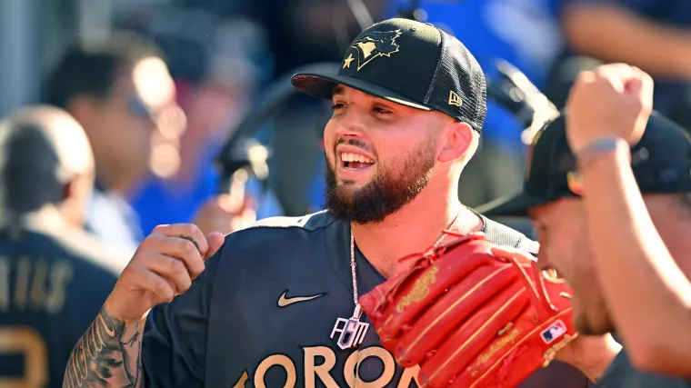 MLB analyst puts the spotlight on Alek Manoah in the Angels rotation  image