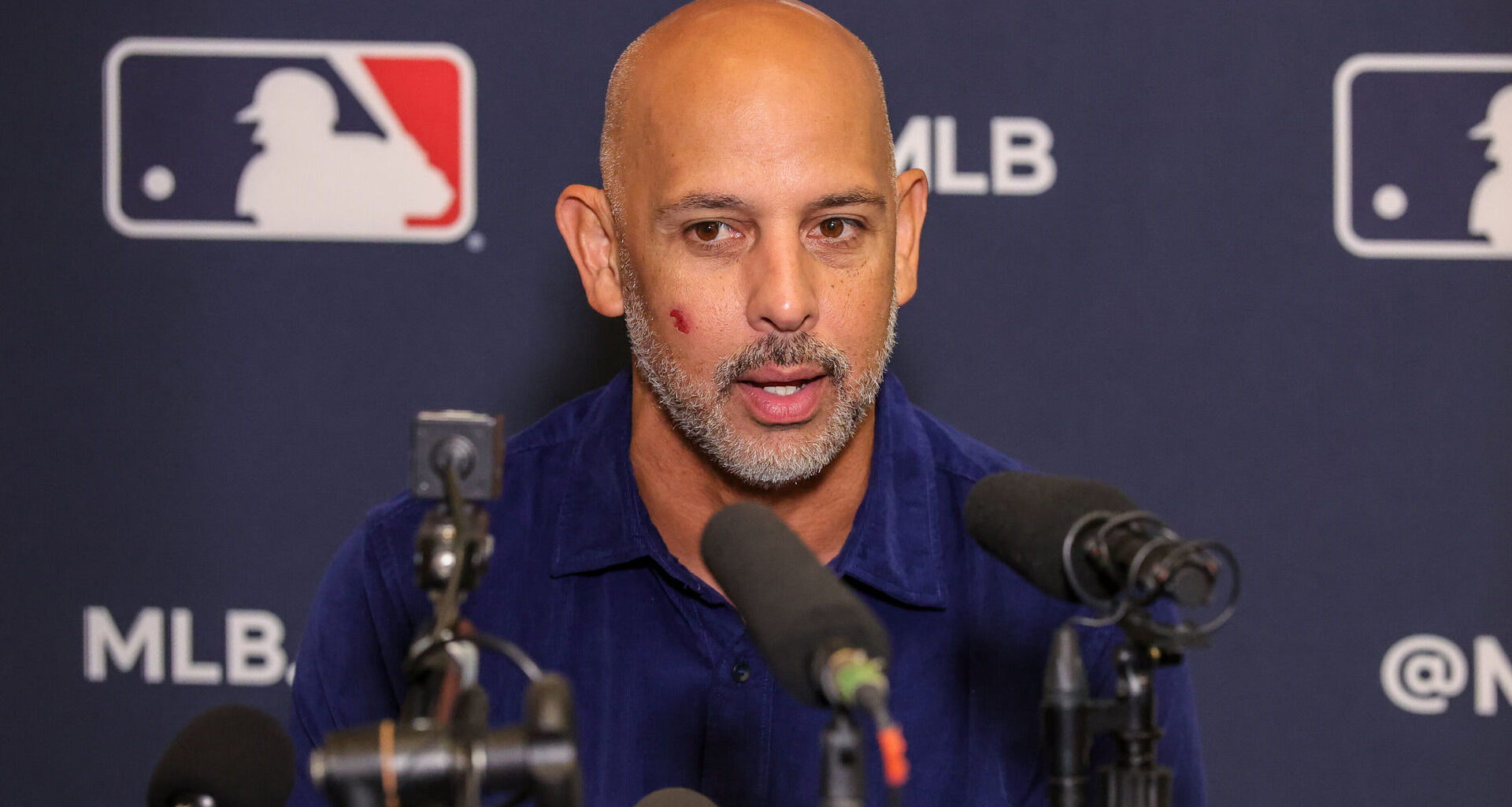 Alex Cora Issues Strong Message To Red Sox As Spring Training Gets Underway